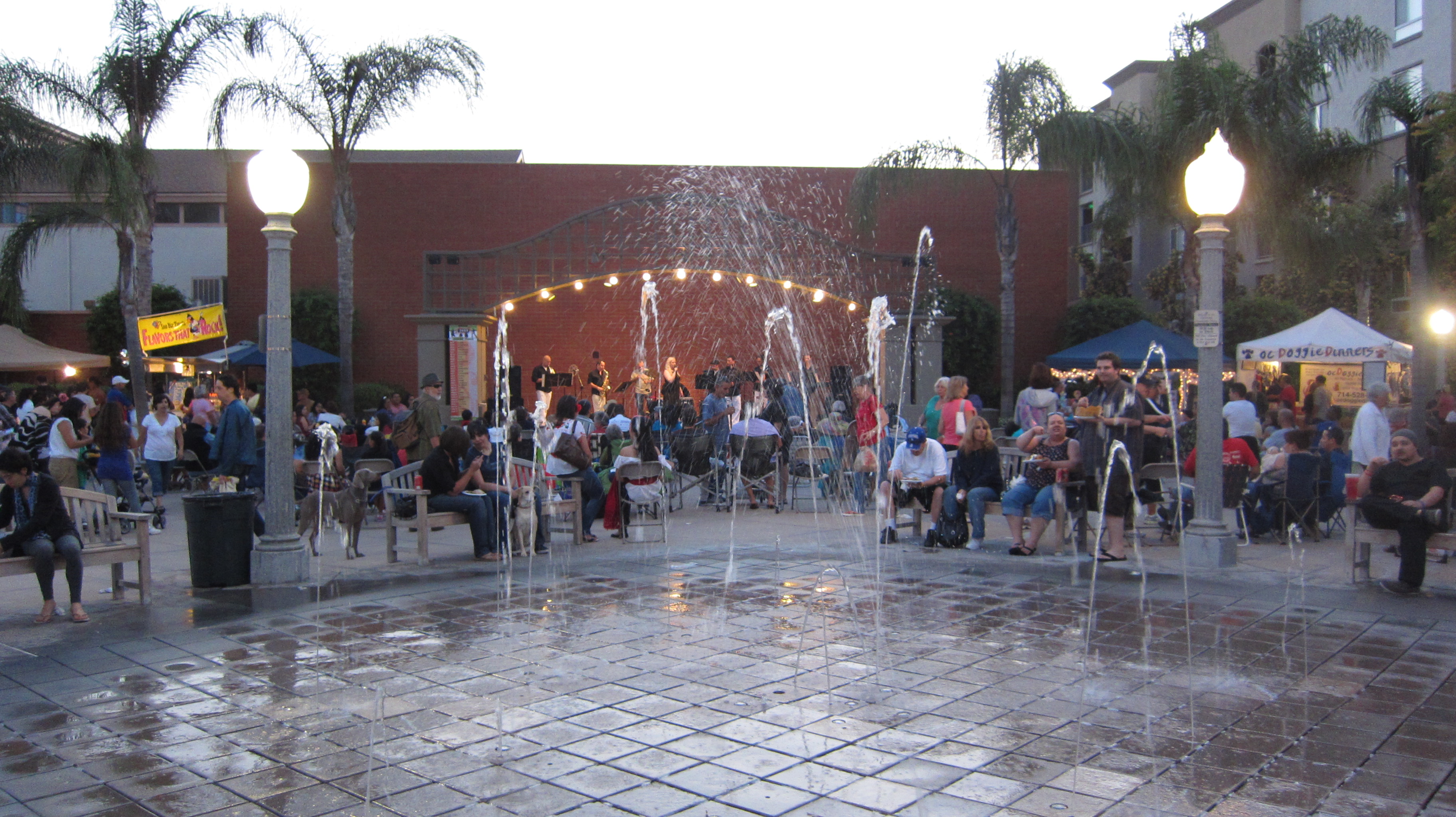 Fullerton Farmers Market Cinco de Mayo Fountain