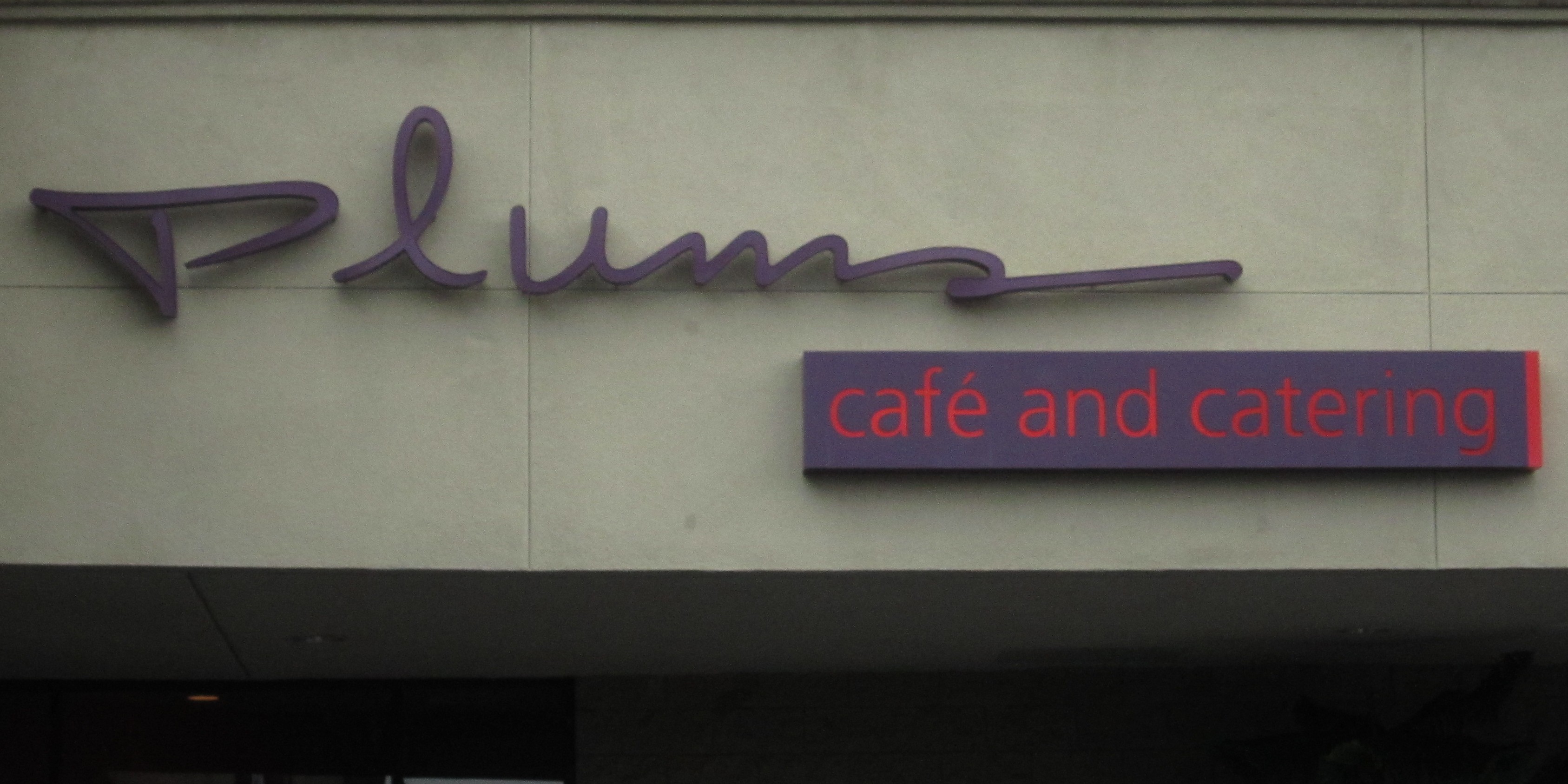 Plums Cafe