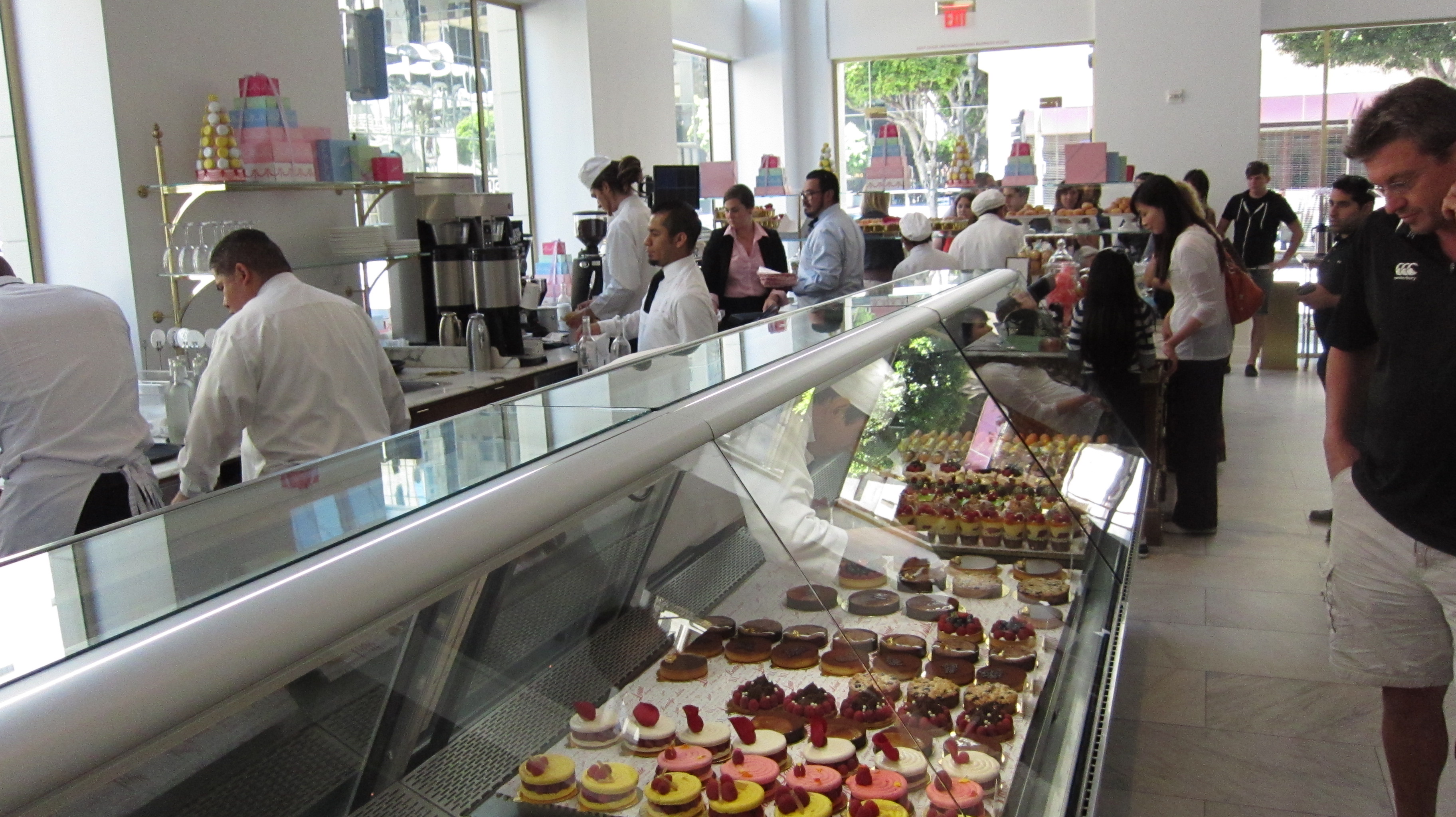 Bottega Louie Sweets